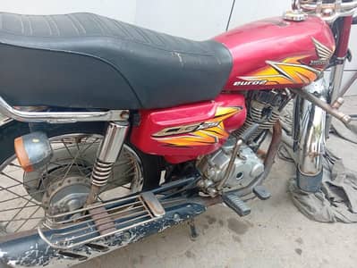 125c Honda color Red