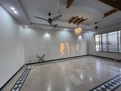 40x80 14 Marla Triple Storey House For Rent G-13