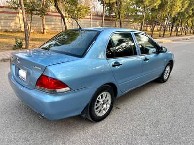 Mitsubishi Lancer GL 1.3