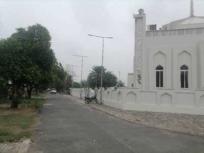Near to Park Residential Plot In Wapda City - Block C For sale