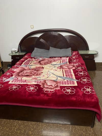 Bed ( pure sheesham wood)