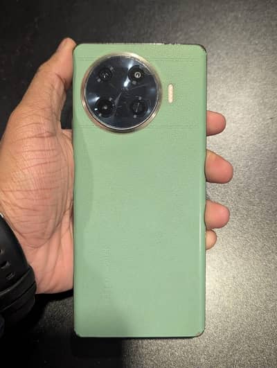 Tecno Spark 20 Pro Plus