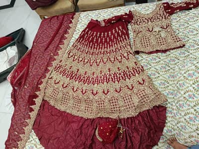 Bridal dress maroon