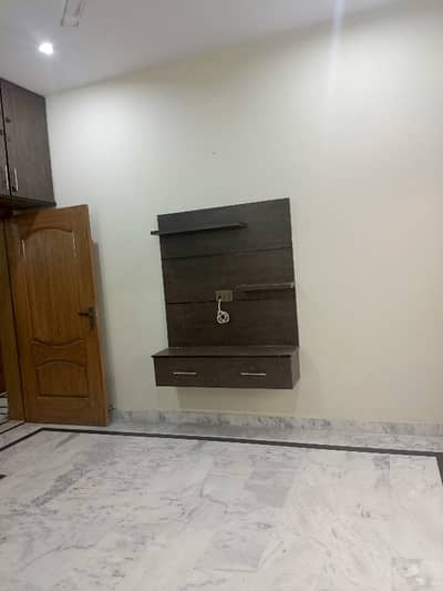 Architect Society 10 Marla uppar portion available for rent