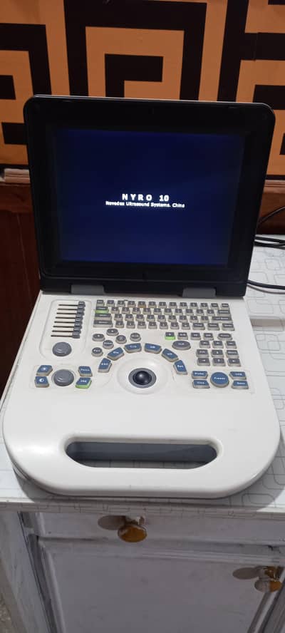 Ultrasound machine Nyro-10 Labtop style available for Sale  whts
