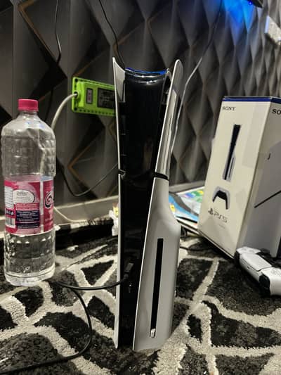 Playstation 5 slim disc addition