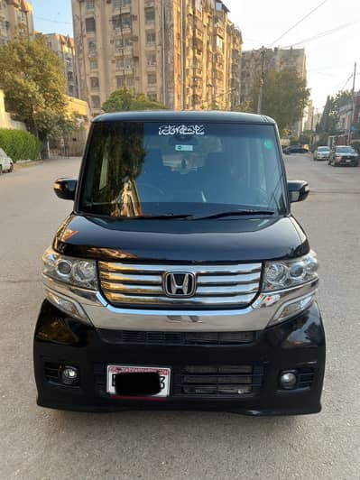 Honda n box custom 2014