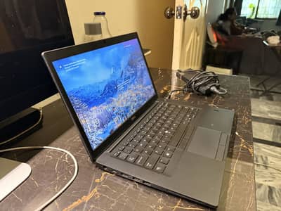 Dell Latitude 7480 i7 7th 8 256 win 10 14 inch