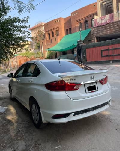 Honda City on Easy Installments – Same Day Case | No Verification