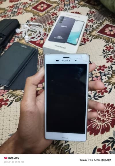 Sony Xperia X battery strip Issue