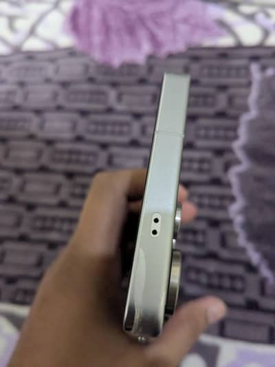 Samsung galaxy s25 ultra 512/12 official pta approved