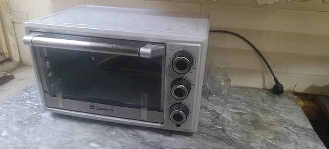 Mini oven for sale. . never used