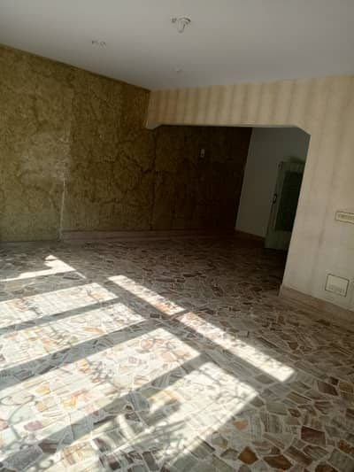 Commercial Used Totally Separate Ground Floor For Rent