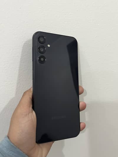 Samsung A24 Pta approved. 8gb/128gb.