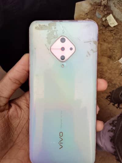 Vivo Y51 4 ram 128 memory