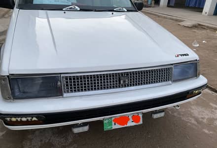 Corolla 86 Neat and Clean condition.  Gift for 86 Lovers