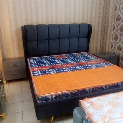 Bed Full cushion  king size in Velvet fabric without matress