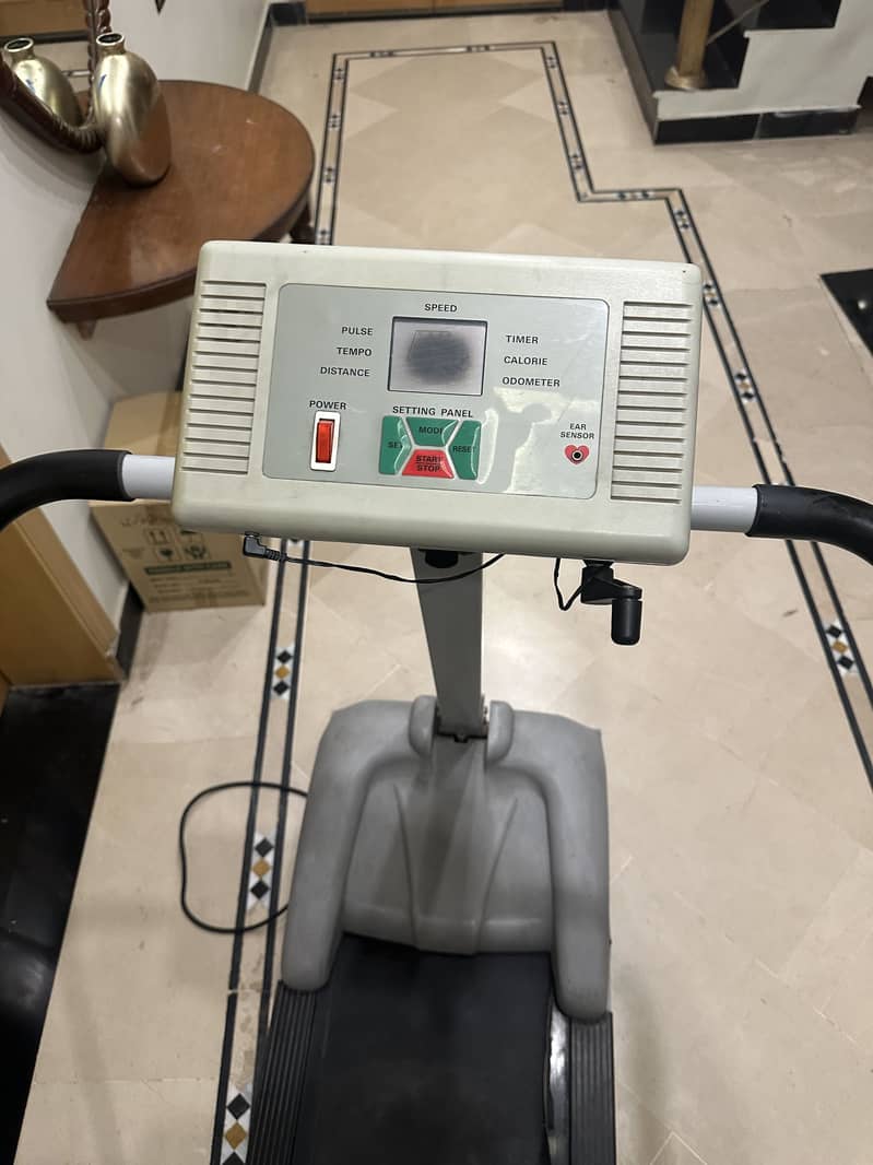 Tredmill exercise machine 1