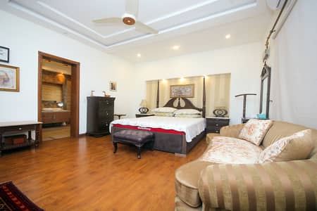 1 kanal luxury fully furnished upper portion available for rent in DHA phase 4