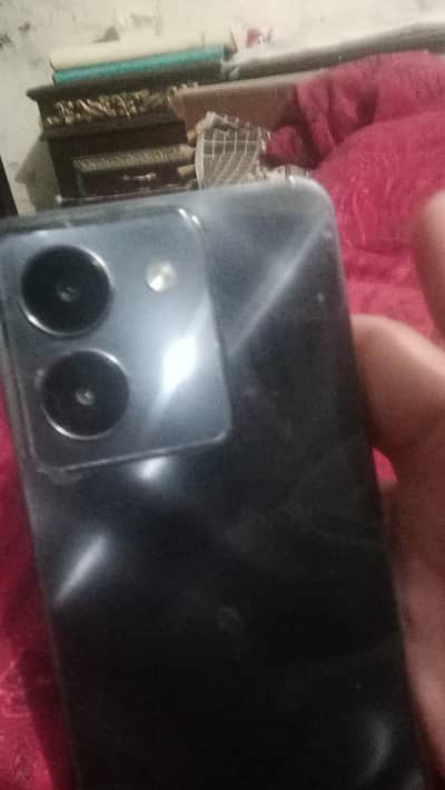 vivo y 36.8+8. ram. 256 gb