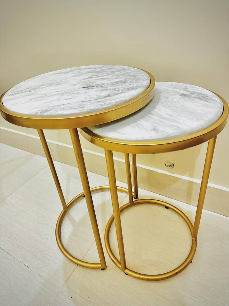 Marble side tables 4
