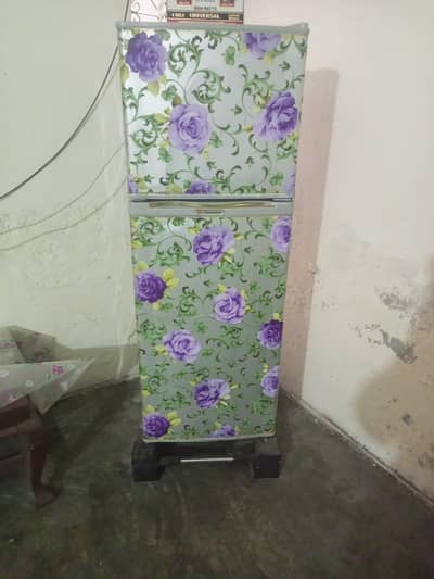 fridge in very good condition for sale