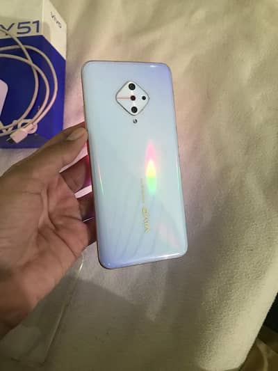 Vivo Y51 Full Box | 4/128 | Glass change but everything's ok