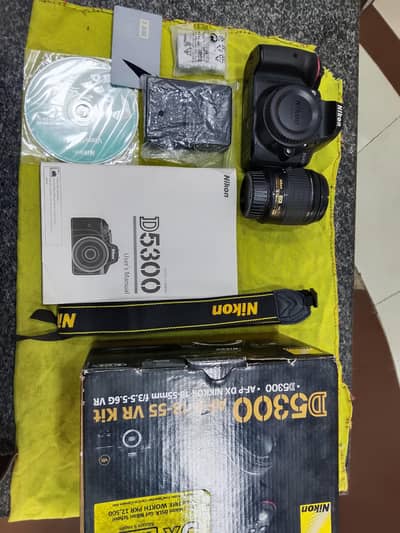 Nikon d5300 just like new