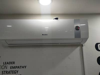 Gree 1.5 ton split ac unit for sale good condition