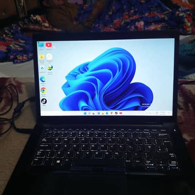 Dell latitude laptop  Whatsapp 0335 6864112