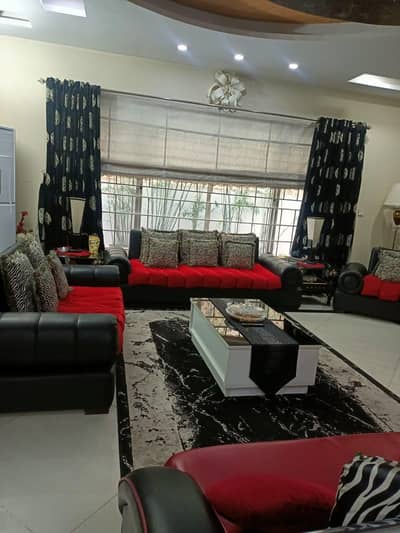 3 2 1 Leather backed Attractive Sofa