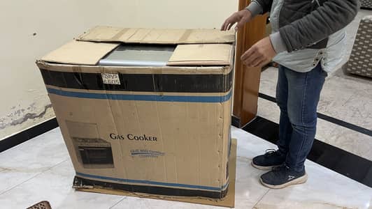 Rays 5 burner cooking range sui gas