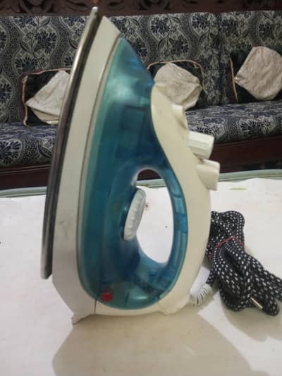 Tesco Steam Iron