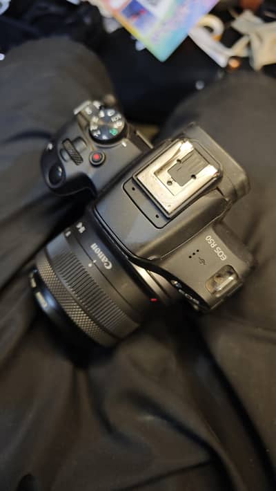 Canon r50
