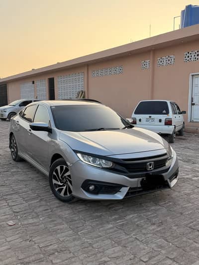 Honda civic x ug