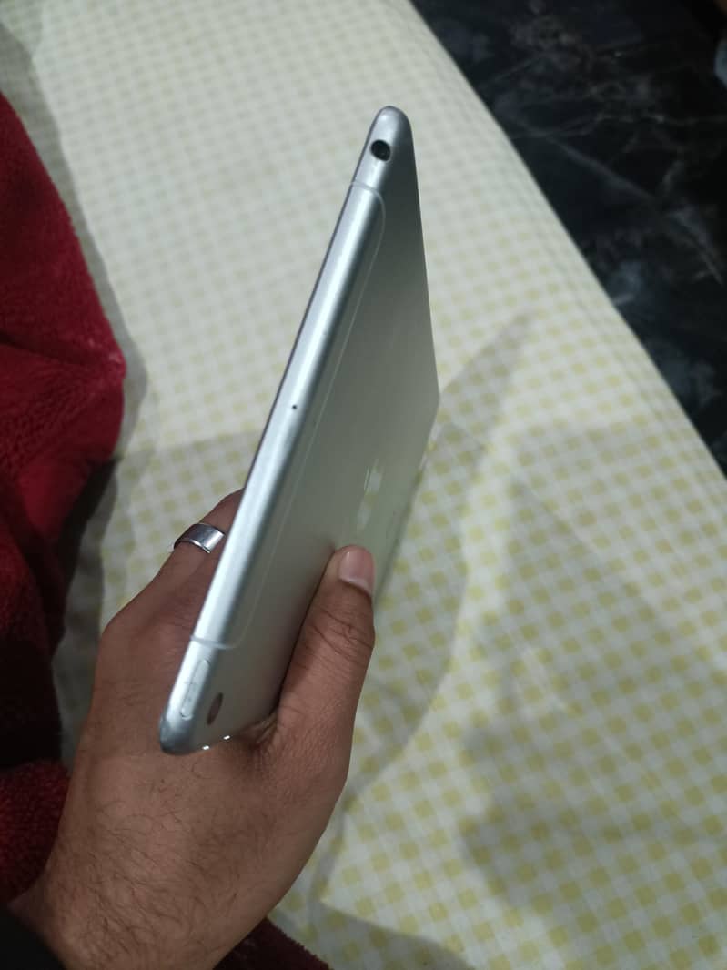 ipad mini 5 4