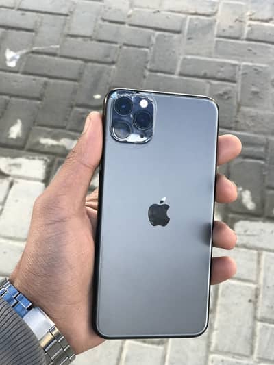 Iphone 11 pro max 64gb exchange possible