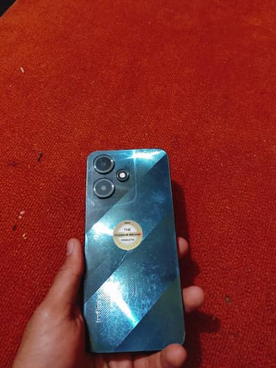 Infinix Hot 30 play 4/64