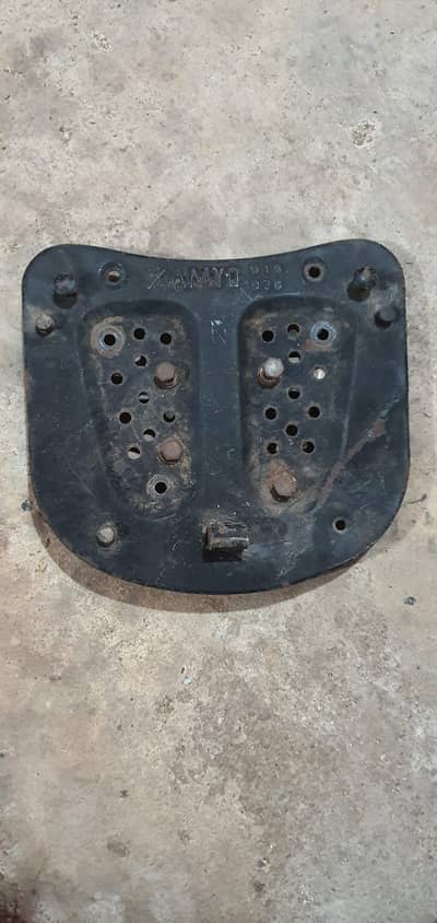 luggage box plate for bikes heavy weight ok condition