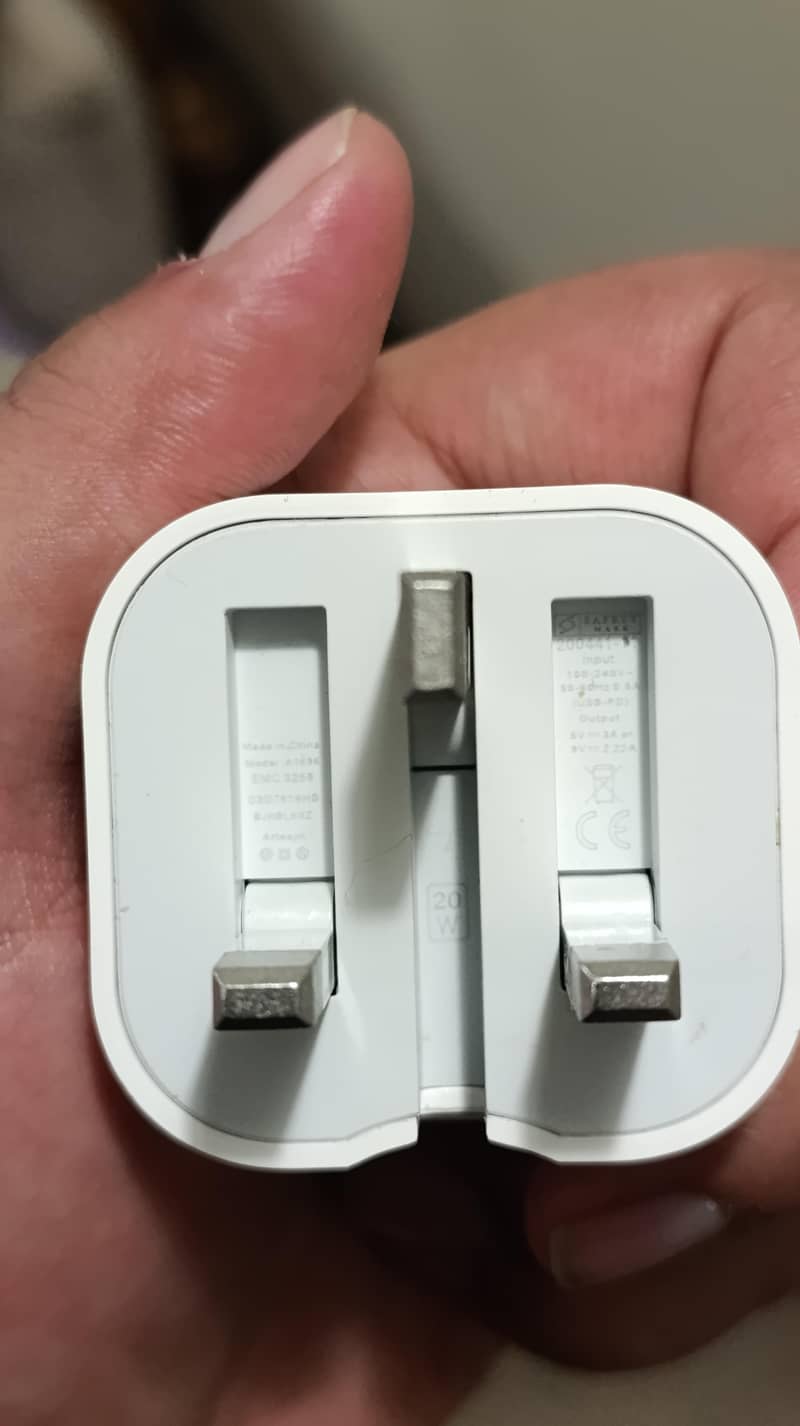 iPhone Data cable & Adapter 2