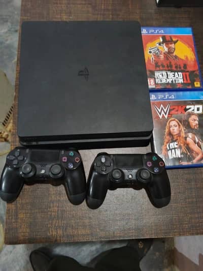 Playstation 4 Slim