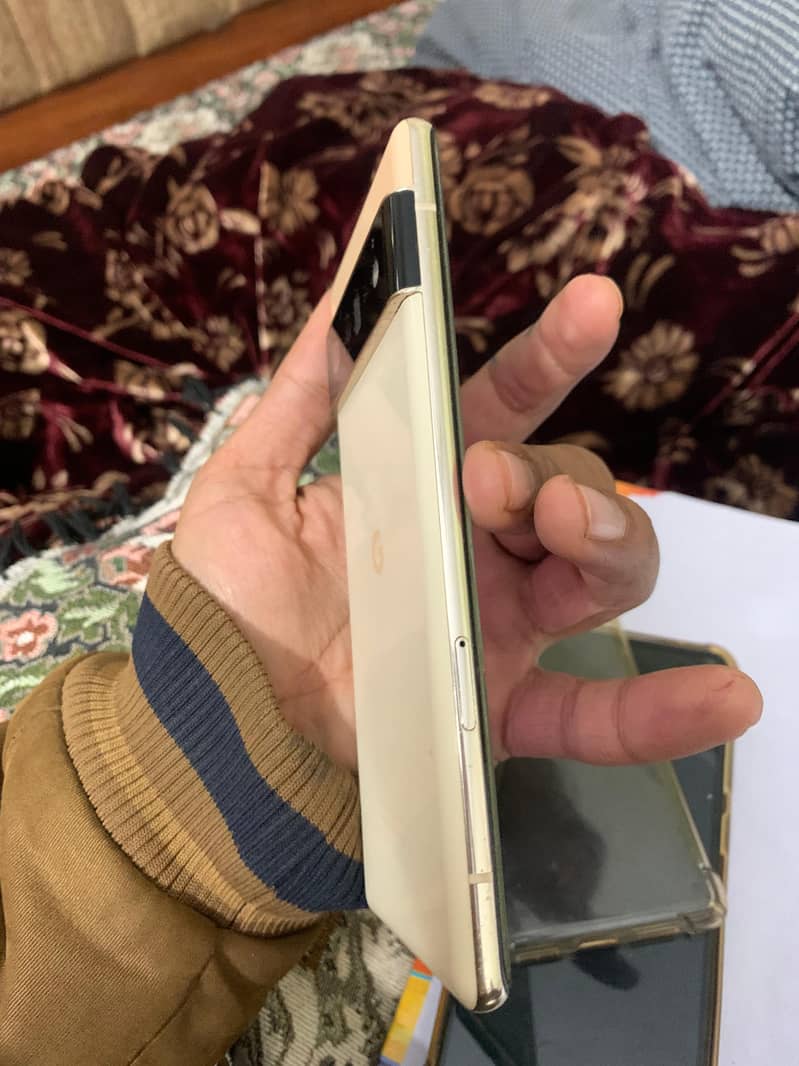 Google pixel 6 pro 2