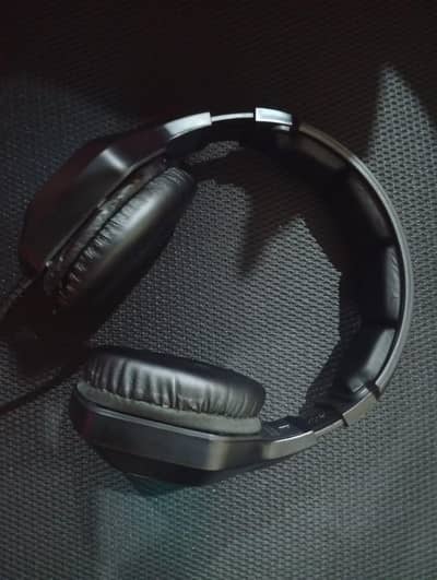 FAN TECH RGB Gaming Headphones