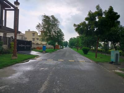 10 Marla Residential Plot For Sale In Lake City Sector M2-A