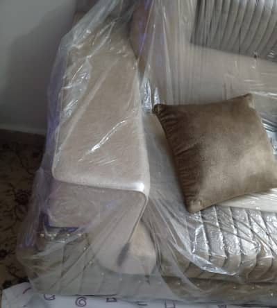 Sofa set five seater brand new not use