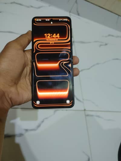 Samsung Galaxy z flip 3 mobile phone fold