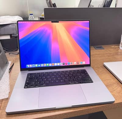 MacBook pro M1 2021 16-inch