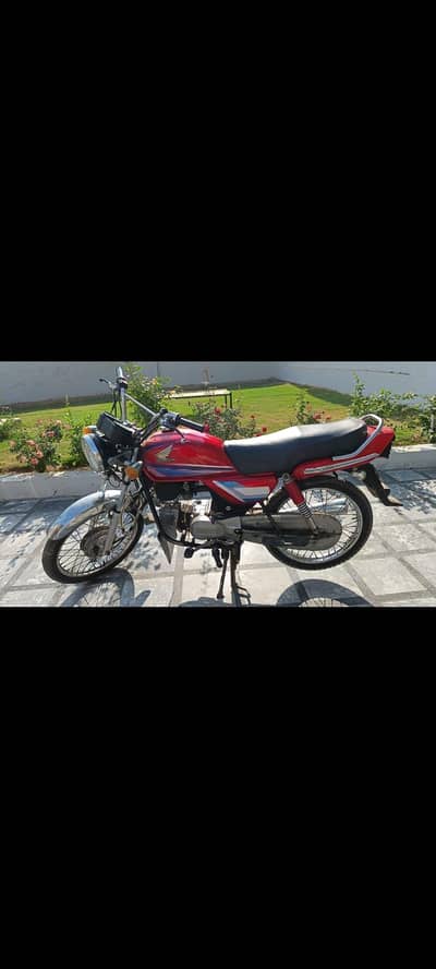 Cd 100 urgent sale 03341173777