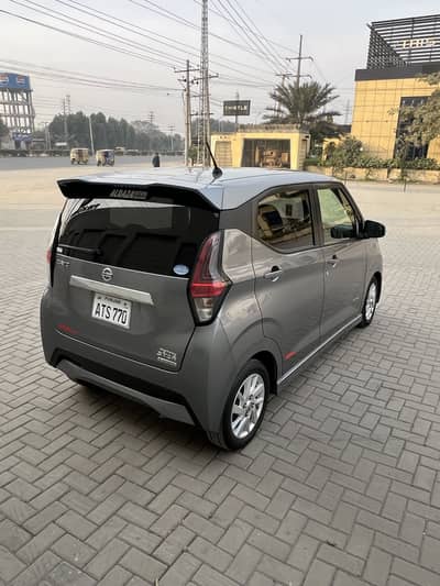 Nissan highway star 2021 model