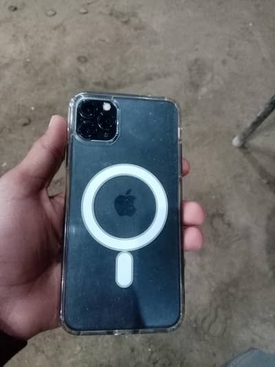 iPhone11 pro max 256GB battery health service 4 month Sim time all OK